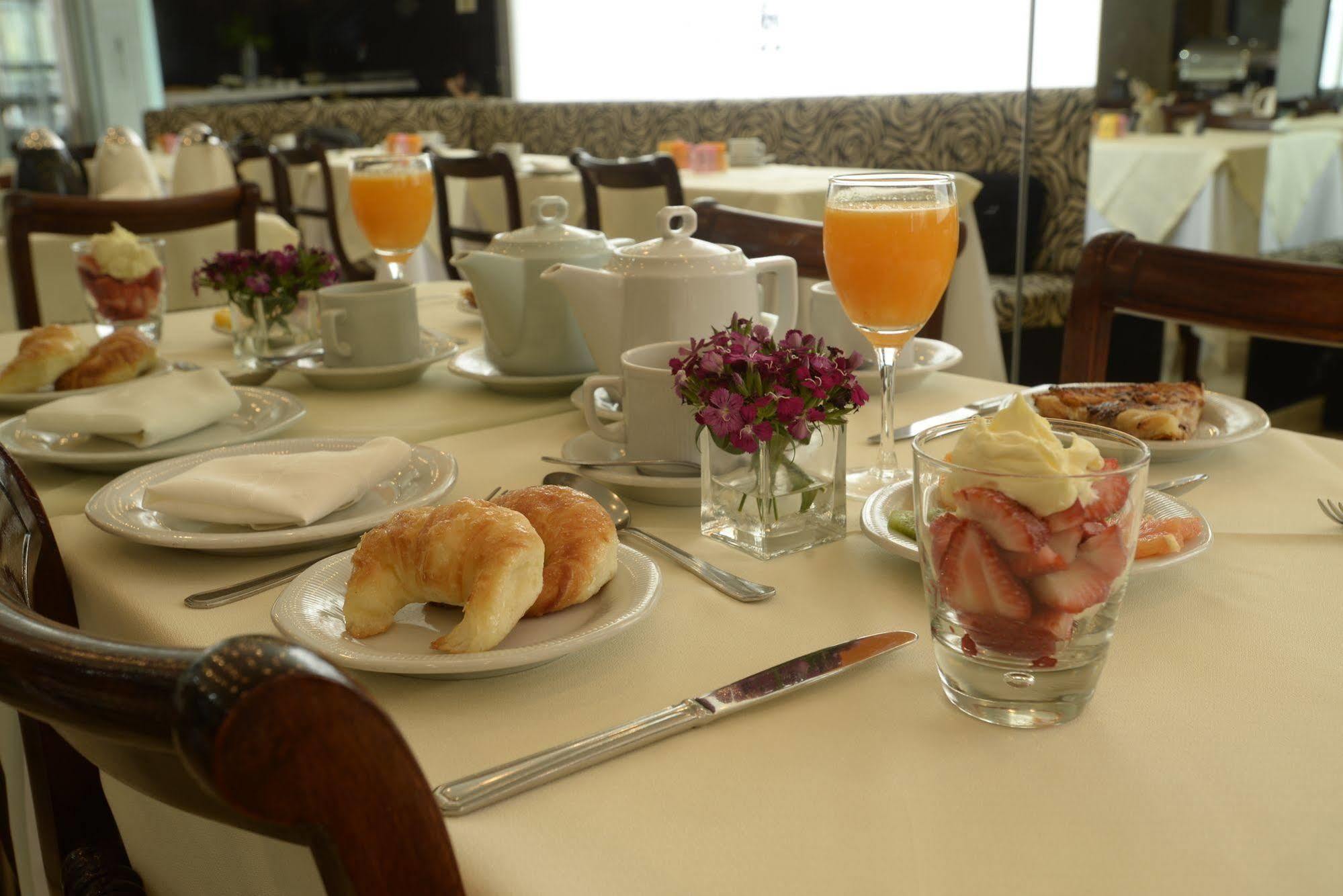 Bisonte Palace Hotel Буенос Айрес Екстериор снимка